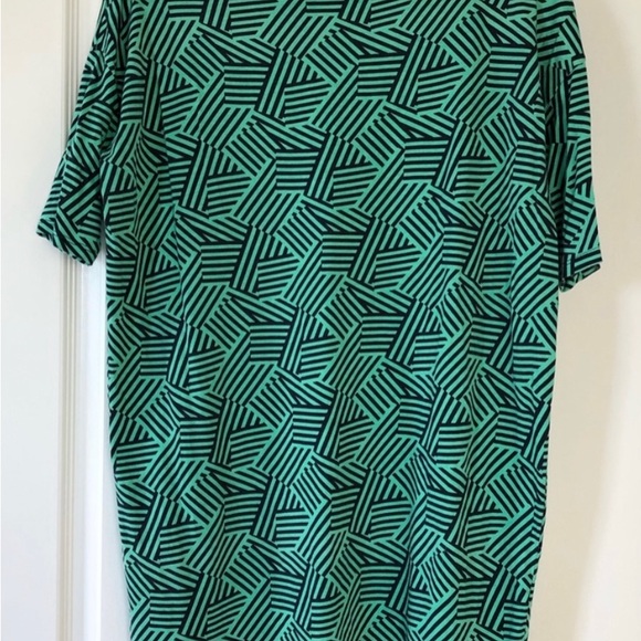 LuLaRoe Irma Top - Size Large - Picture 3 of 6